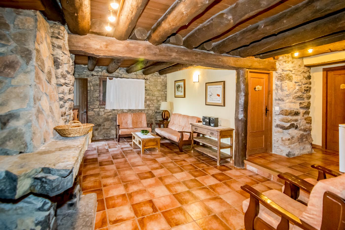 Edificio principal, sala de estar  